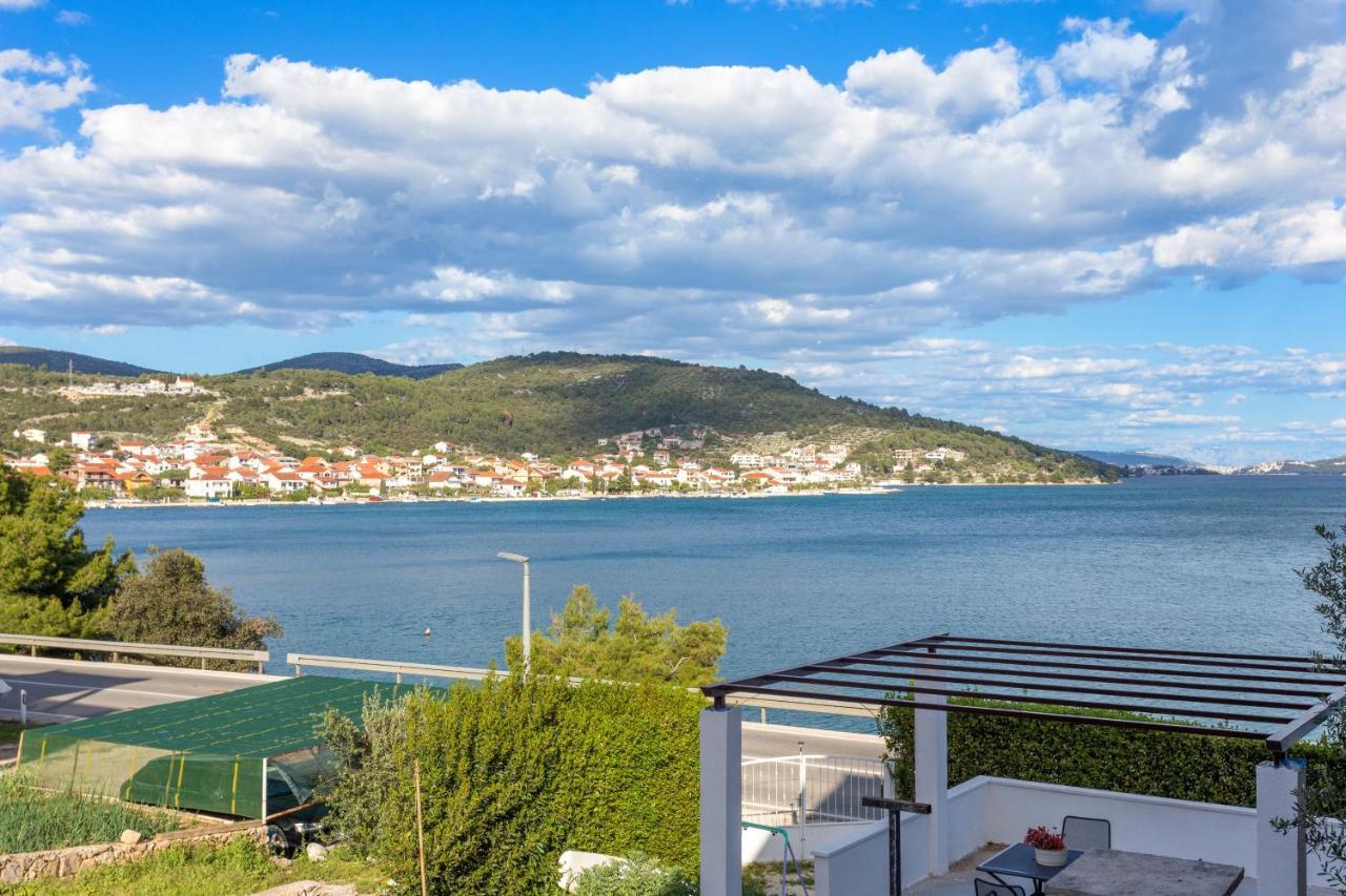 Apartments By The Sea Poljica, Trogir - 19316 Marina Extérieur photo